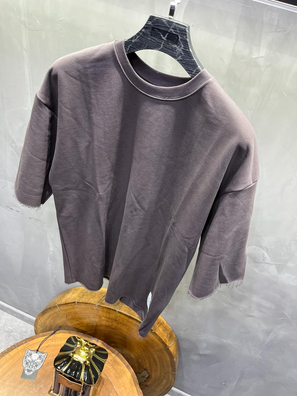 T-SHIRT OVERSIZE BROWN 23