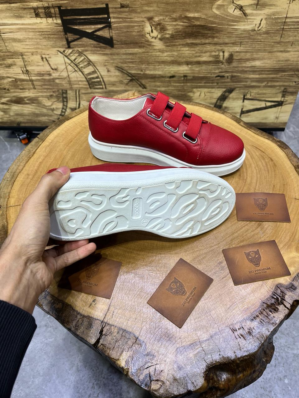 WAGON SNEAKERS RED