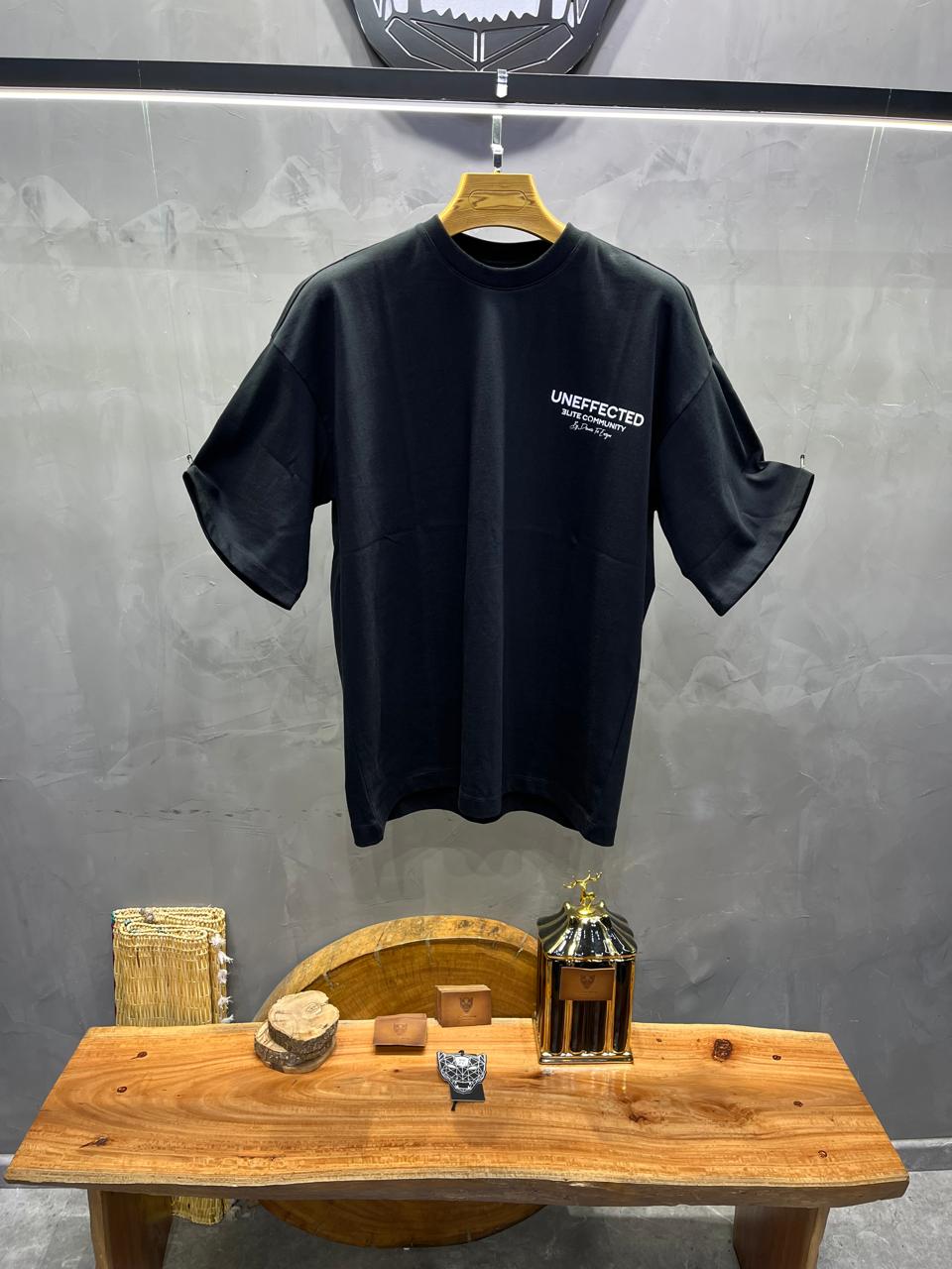 T-SHIRT OVERSIZE BLACK UN114