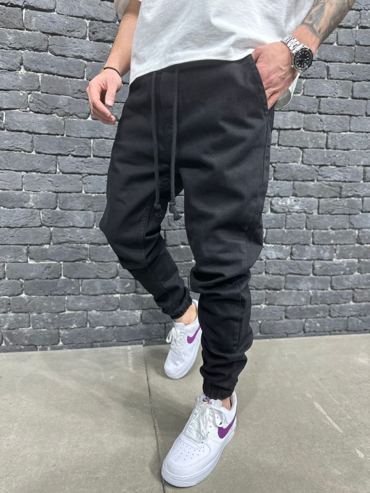 JEANS BLACK JOGGERS B9297
