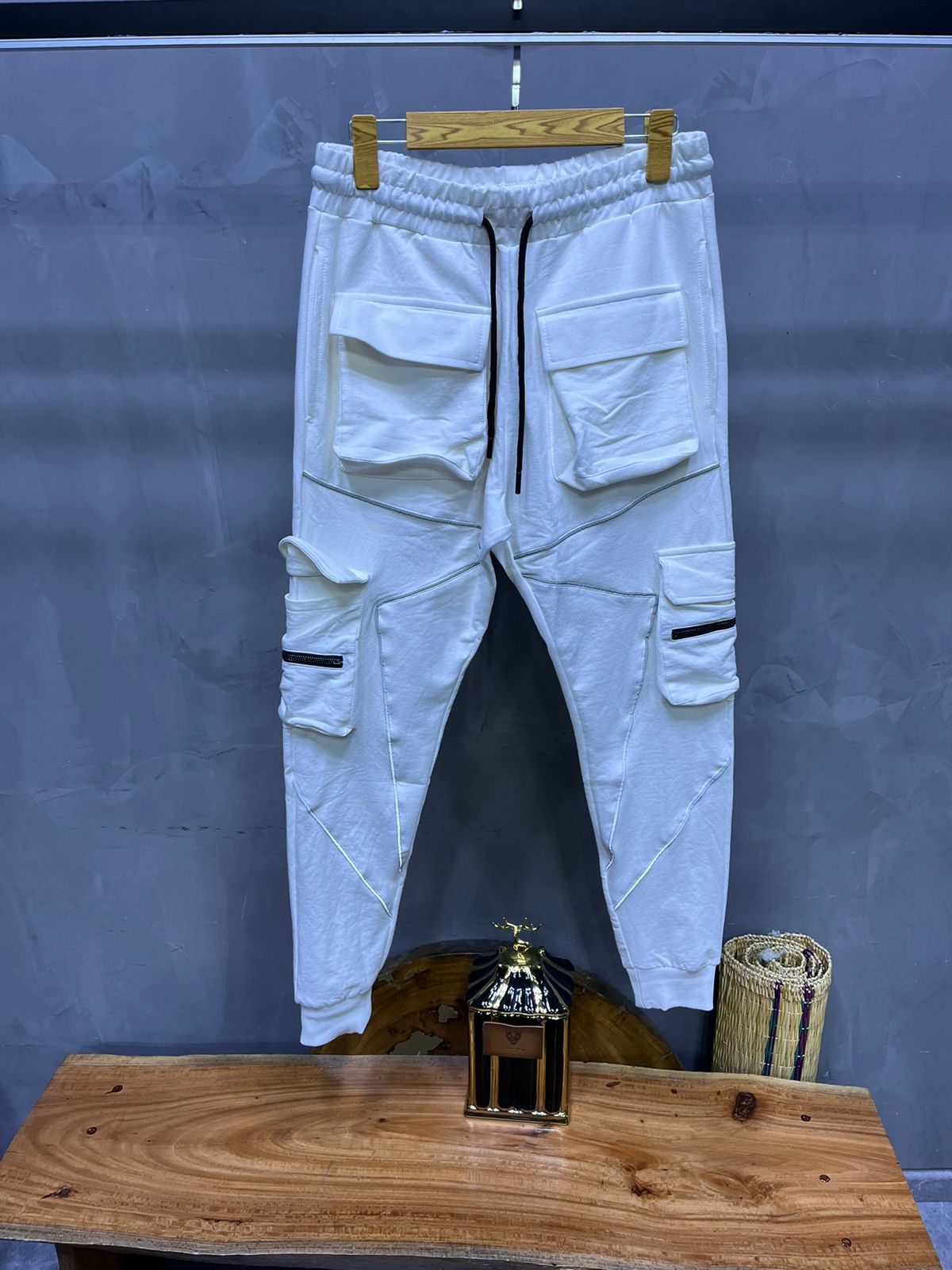 JOGGING CARGO WHITE P5257