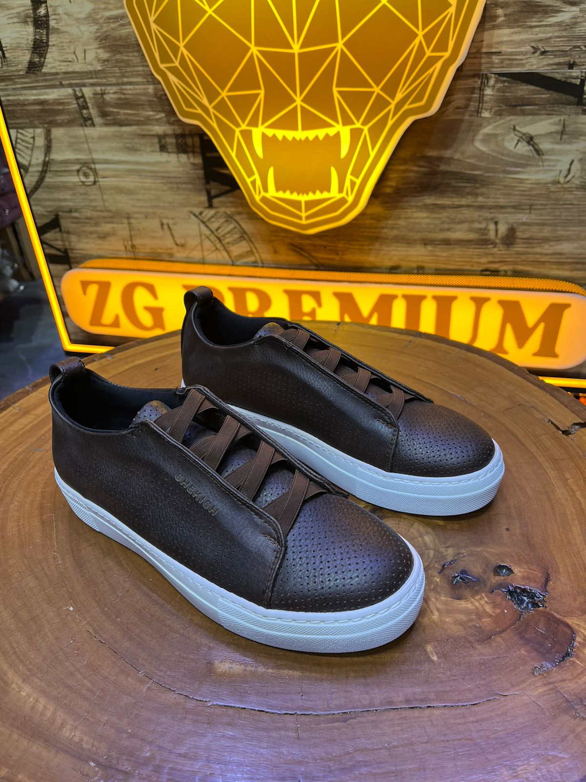CHEKICH SNEAKERS BROWN CH011