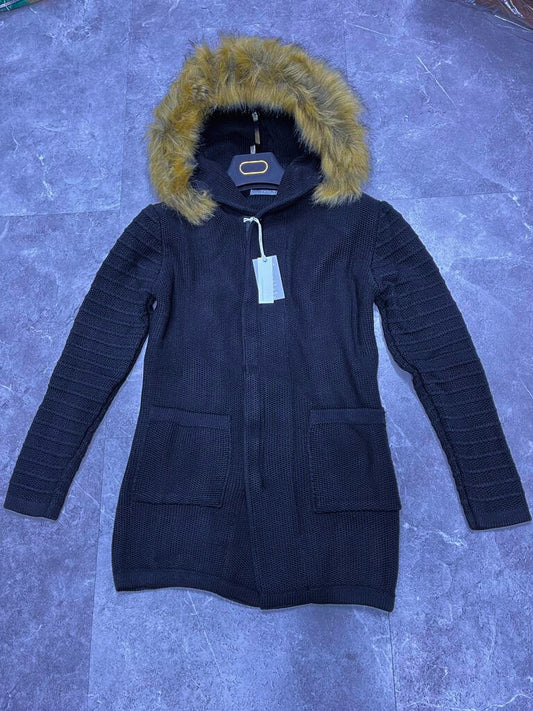 tricot avec fourrure noir T3854
